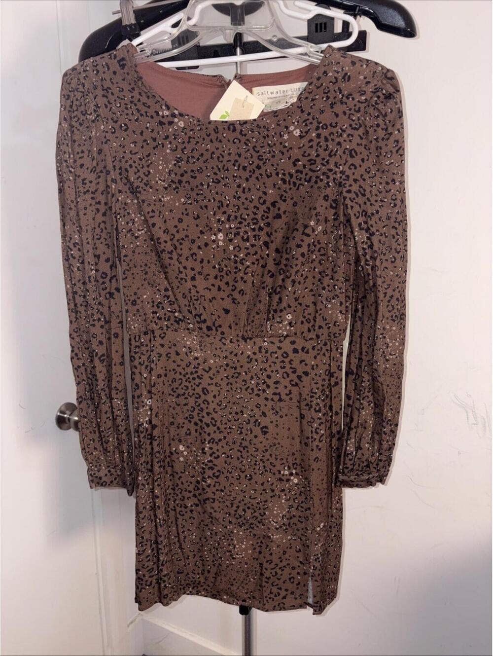 Saltwater Luxe long sleeve mini dress features a detailed leopard XS NWT Viscose